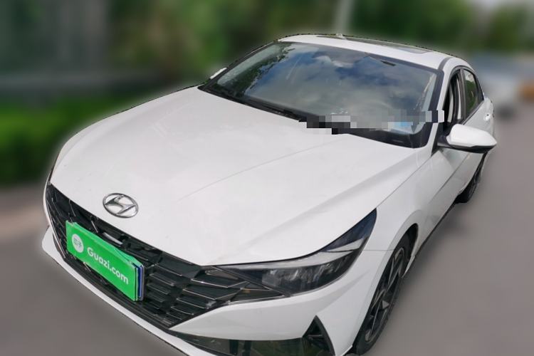 Used Hyundai Elantra 2022 1.5L CVT LUX Prestige Edition
