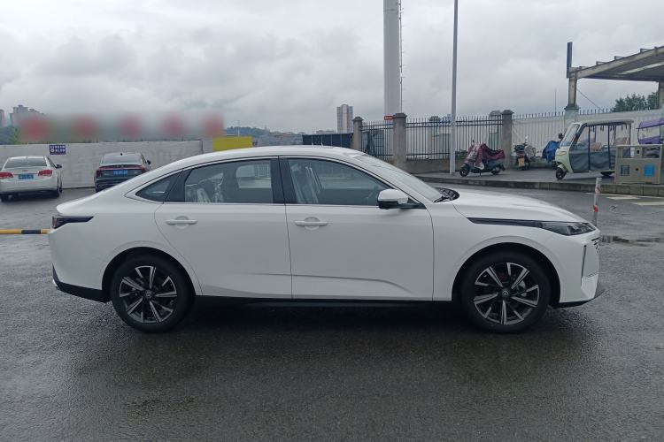 Used Changan Eado 2025 Blue Whale 1.5T 500Bar Prestige Model
