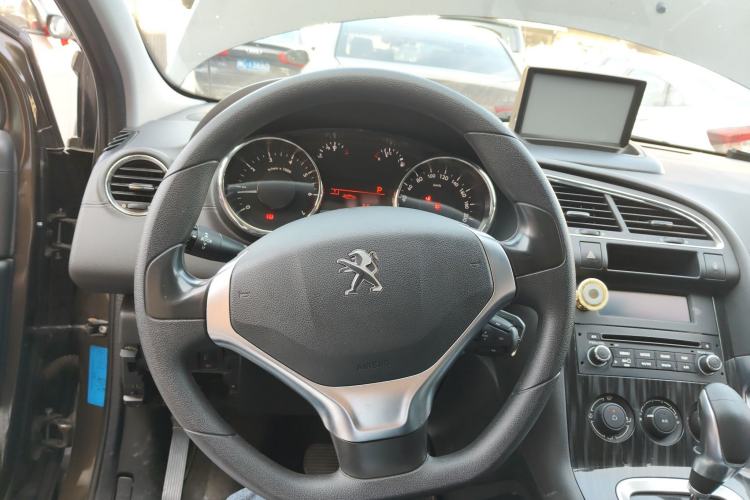 Used Peugeot 3008 2015 1.6THP Automatic Classic Edition
