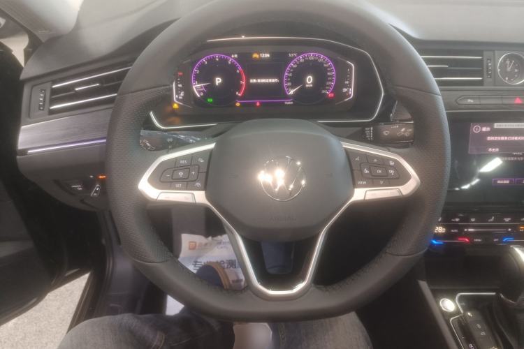 Used Volkswagen Magotan 2026 30 Million Vehicles Selected Model 380TSI DSG Luxury Edition
