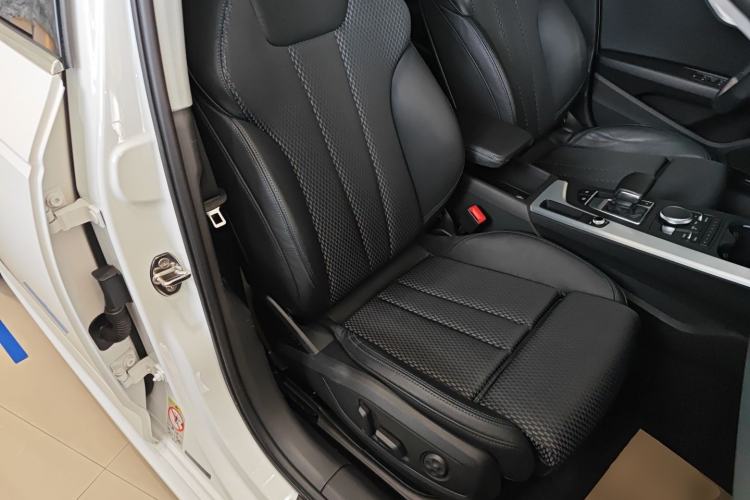 Used Audi A4L 2018 30th Anniversary Edition 40 TFSI Sport Edition