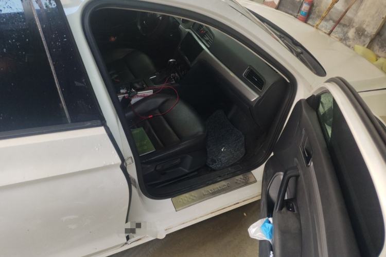 Used Volkswagen Lamando 2015 230TSI DSG Fashion Edition
