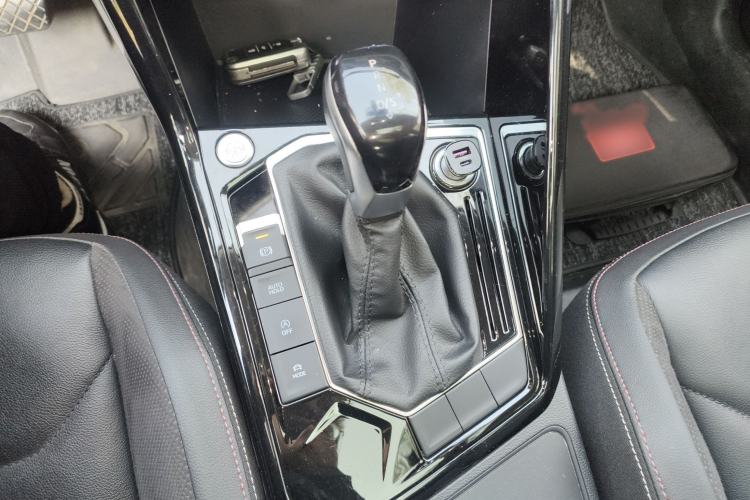 Used Volkswagen Tayron 2021 280TSI Two-Wheel Drive Luxury Smart Connectivity Version