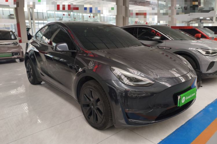 Used Tesla Model Y 2024 Long-Range All-Wheel-Drive Version