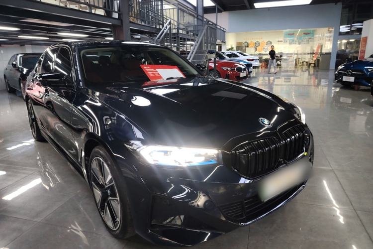 Used BMW i3 2024 eDrive 40 L Midnight Sports Package
