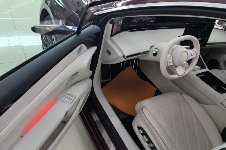 Used Hima Stelato S9 2024 All-Electric Max Rear-Drive Long-Range Version