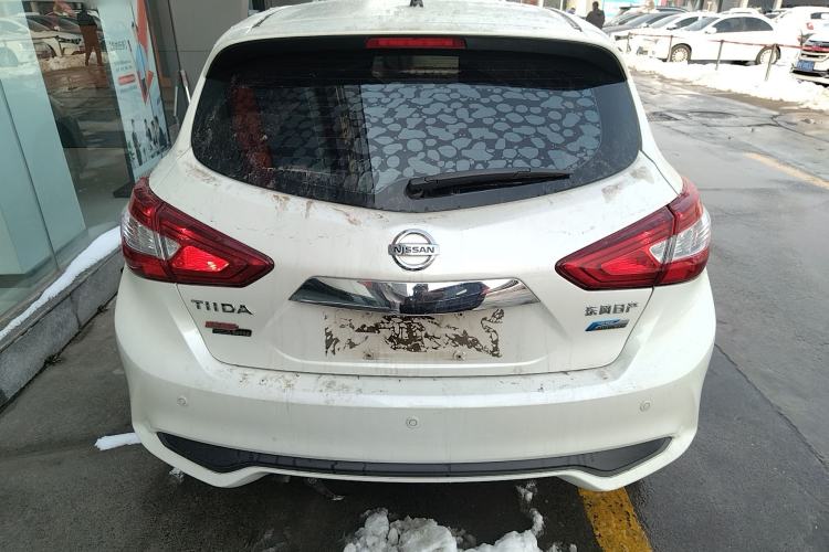 Used Nissan Tiida 2020 1.6L CVT Cool Edition
