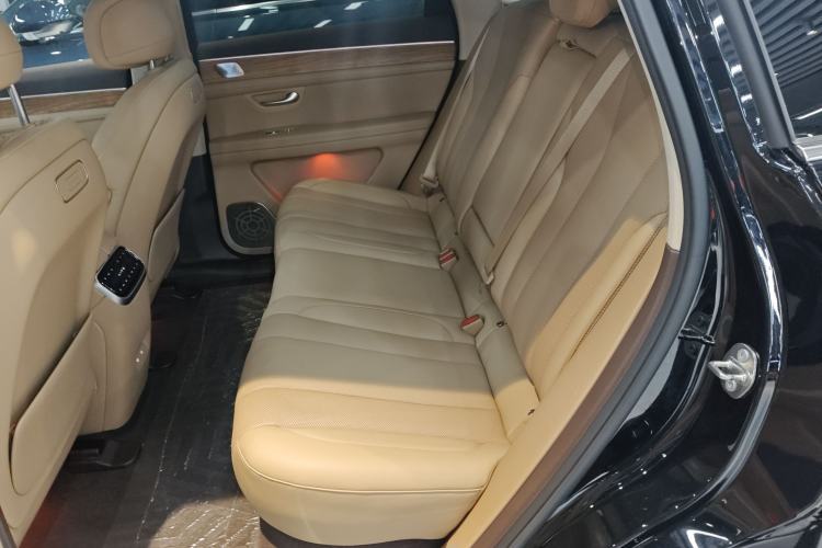 Used Hima AITO M7 2024 1.5T Rear-Drive Plus Version 5 Seats
