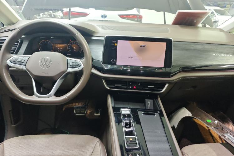 Used Volkswagen Viloran 2023 380TSI Luxury Edition