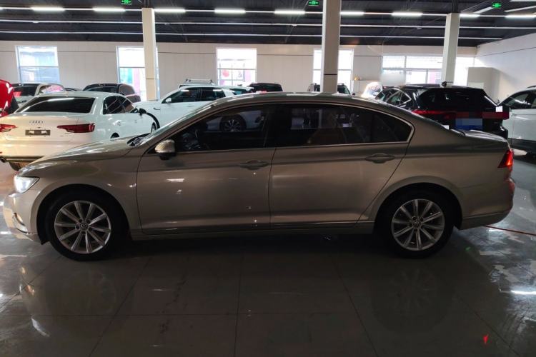 Used Volkswagen Magotan 2018 330TSI DSG Advanced Model