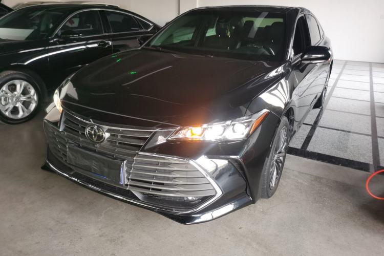 Used Toyota Avalon 2019 2.0L XLE Premium Edition China VI
