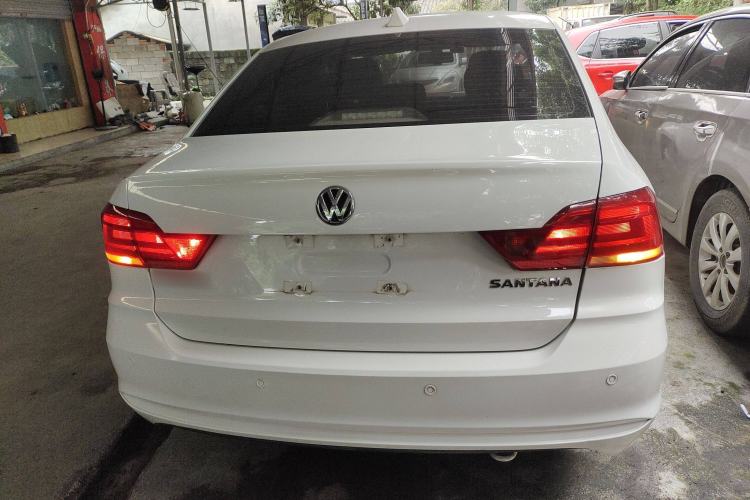 Used Volkswagen Santana 2016 1.4L Manual Fashion Edition
