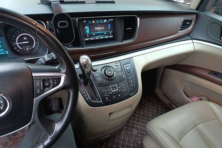 Used Buick GL8 2017 25S Prestige Version China V Standard
