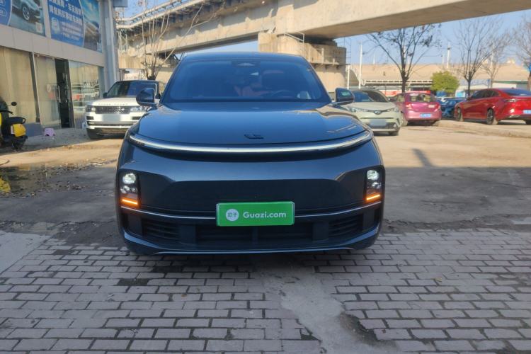 Used Li Auto L8 2023 Air model
