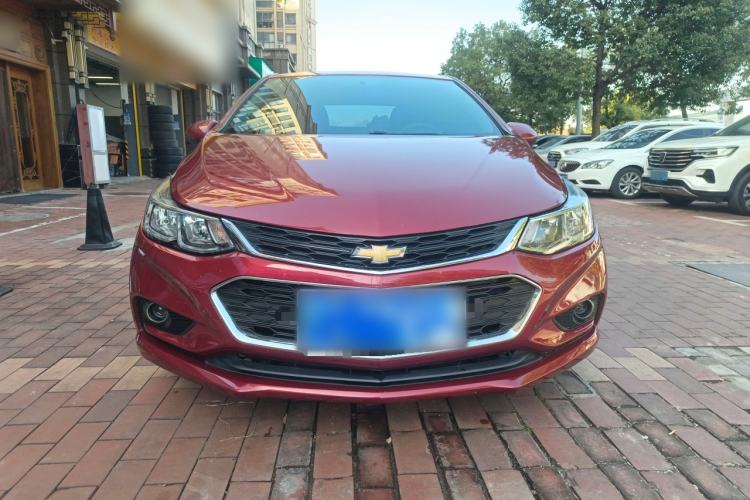 Used Chevrolet Cruze 2018 320 Automatic Pioneer Sunroof Edition
