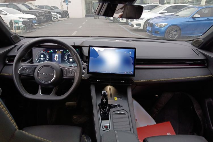 Used Lynk & Co 03 2023 1.5TD DCT JingPro
