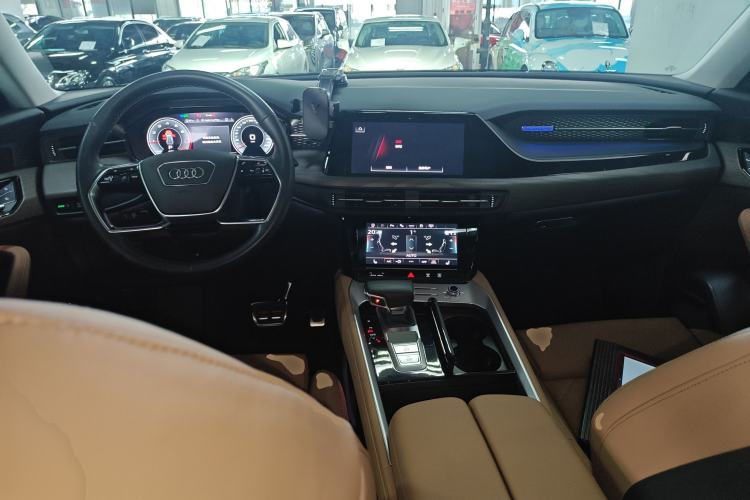 Used Audi Q6 2024 50 TFSI quattro Xingyun Edition Yulin Package 6 Seats
