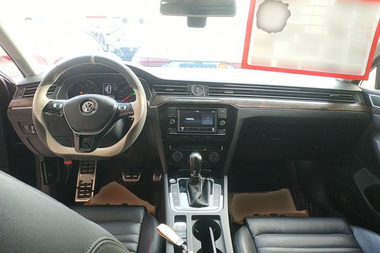 Used Volkswagen Magotan 2019 330TSI DSG Leading Model China VI Standard
