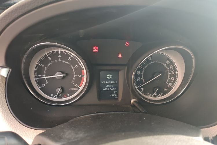 Used Suzuki Kizashi 2011 2.4L Two-Wheel Drive Manual Standard Edition
