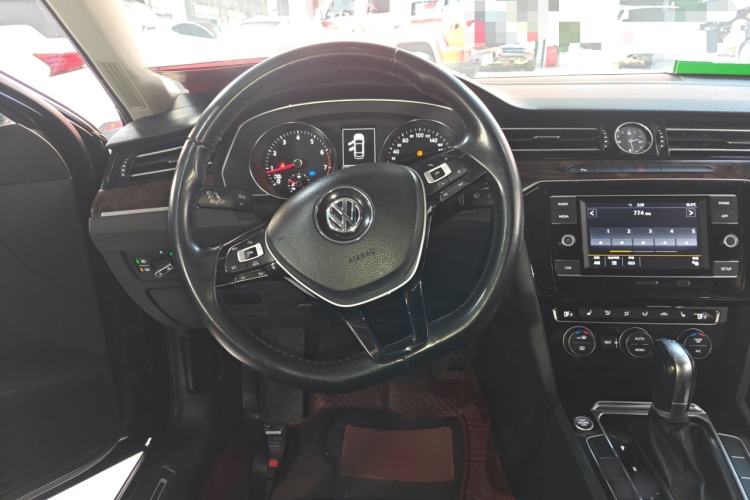 Used Volkswagen Magotan 2018 330TSI DSG Luxury Model