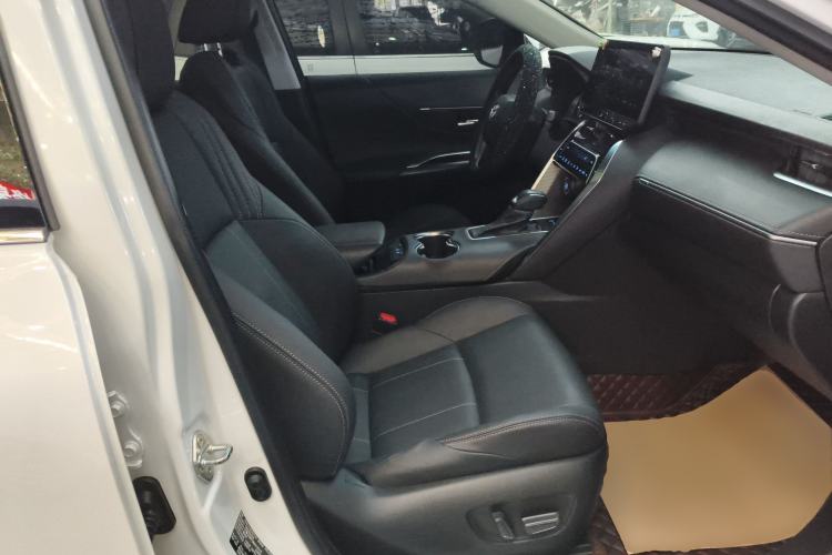 Used Toyota Harrier 2022 2.0L CVT Two-Wheel Drive Deluxe Edition