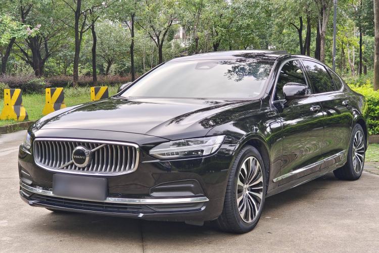 Used Volvo S90 2023 B5 Zhiyi Luxury Edition
