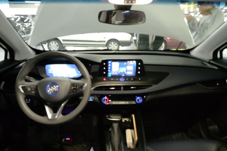 Used Buick Velite 6 2023 430km Range Commuter Version
