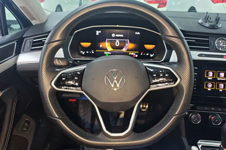 Used Volkswagen Magotan 2025 Zhongxiang Version 280TSI DSG Comfort Edition