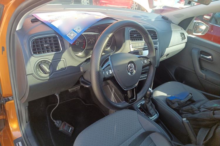 Used Volkswagen Polo 2016 1.6L Cross Polo Automatic