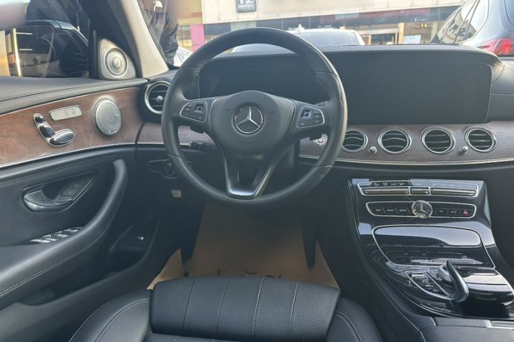 Used Mercedes-Benz E-Class 2016 E 200 L
