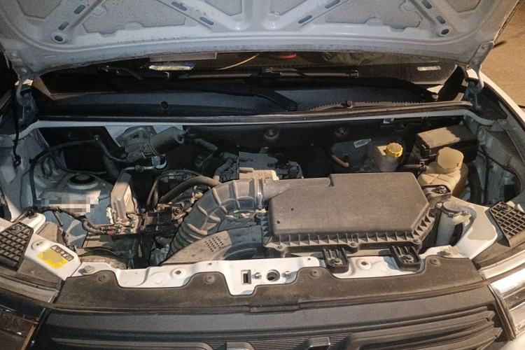 Used Wuling Hongguang V 2019 1.5L Jingqu Version China VI LAR
