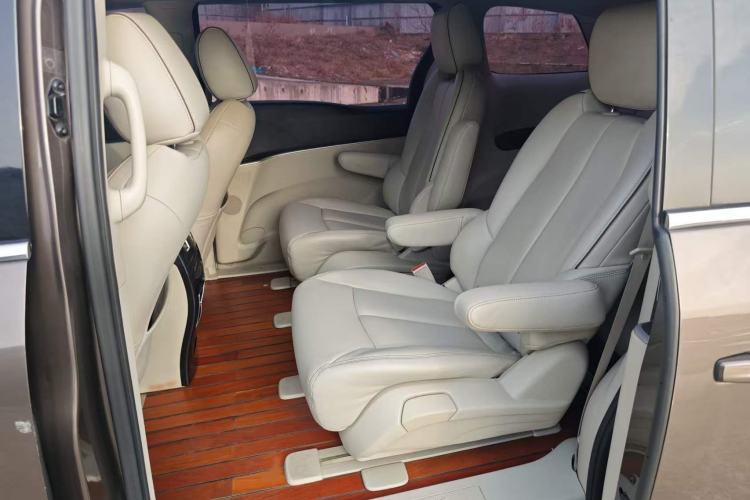 Used Buick GL8 2021 Land Cruiser Executive Class 652T Comfort Model
