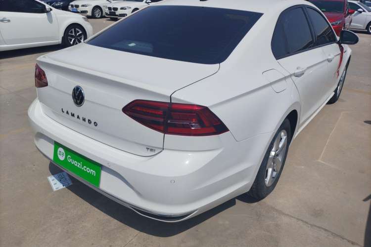 Used Volkswagen Lamando 2021 230TSI DSG Fashion Edition
