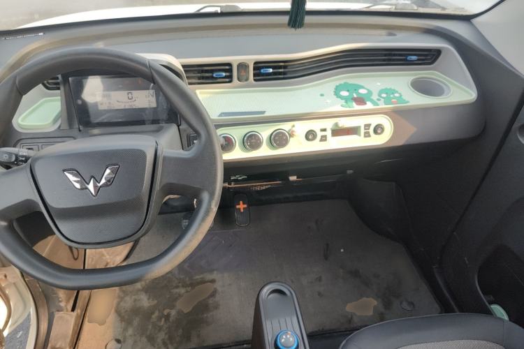 Used Wuling Hongguang MINIEV 2022 Easy Version Lithium Iron Phosphate