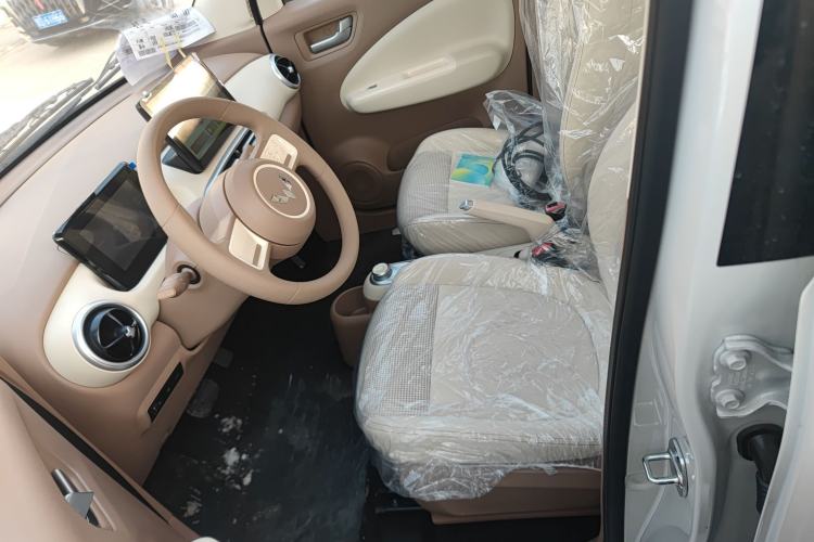 Used Wuling Hongguang MINIEV 2025 Four-Door Version Advanced Edition
