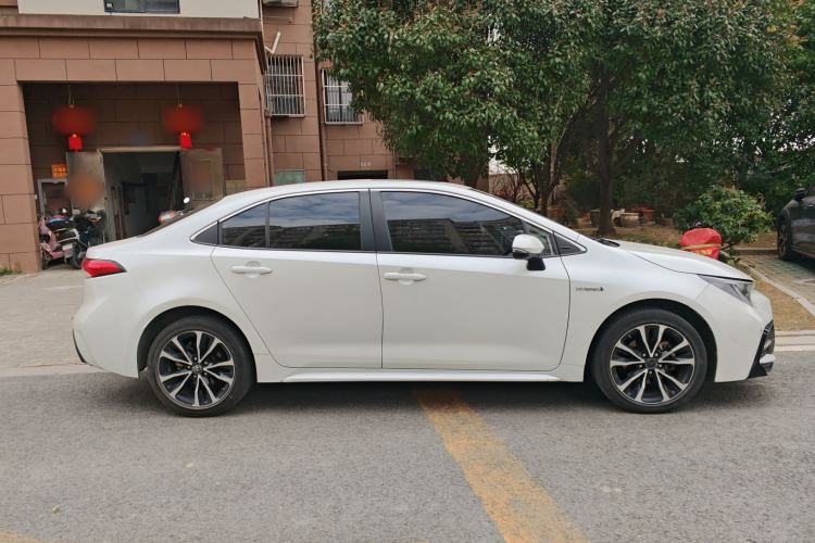 Used Toyota Levin 2021 Dual-Motor 1.8H E-CVT Sport Edition
