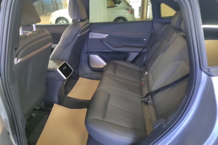 Used ONVO L60 2024 60 kWh All-Wheel Drive
