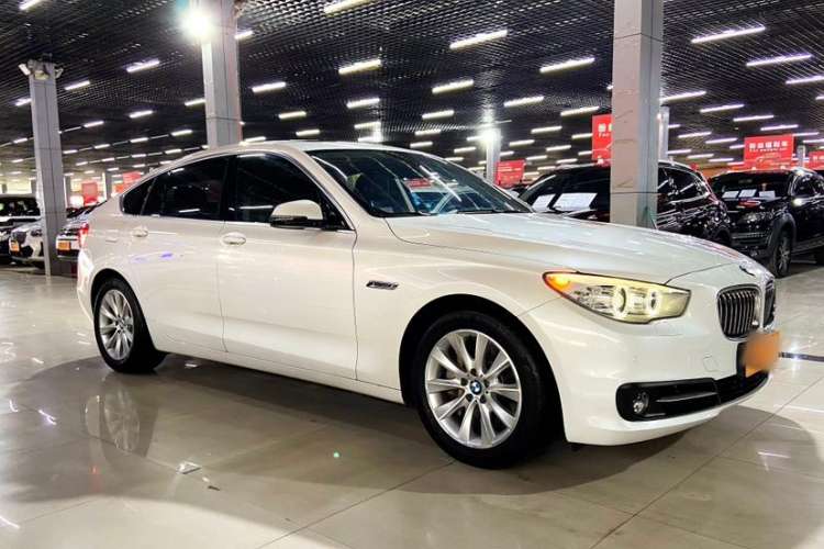 Used BMW 5 Series GT 2015 528i Leading Model
