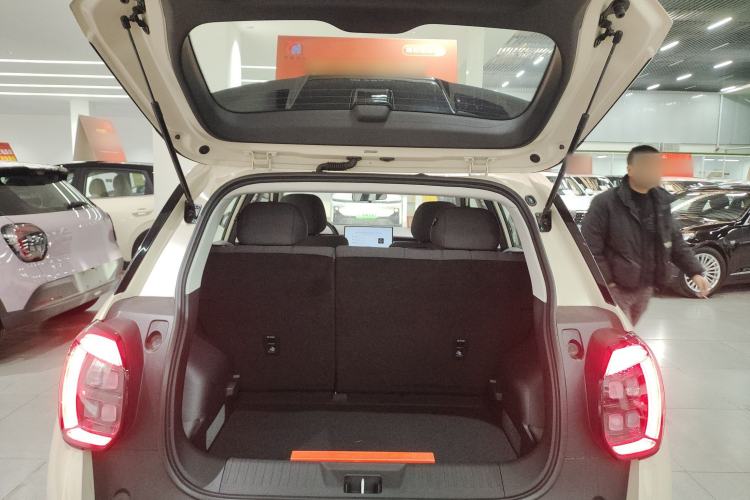 Used AION UT 2025 330 Starlight Edition
