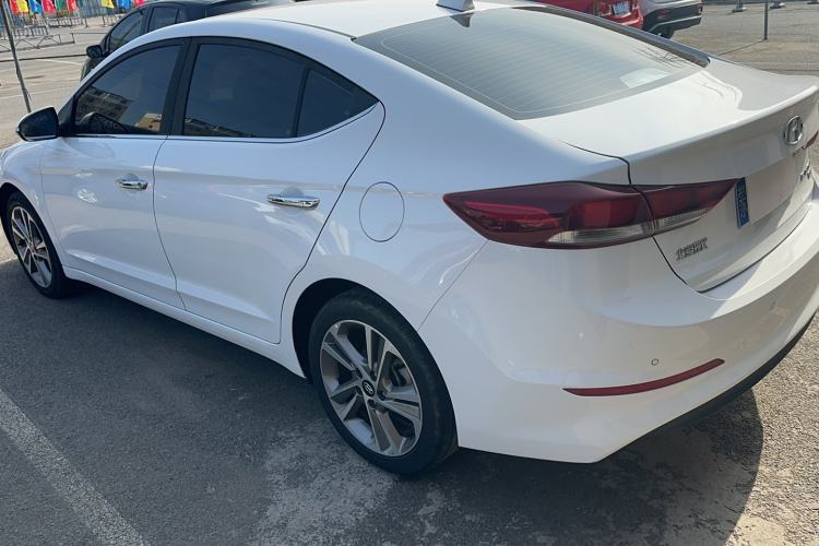 Used Hyundai Elantra 2016 1.6L Automatic ZhiXuan – Elite Version
