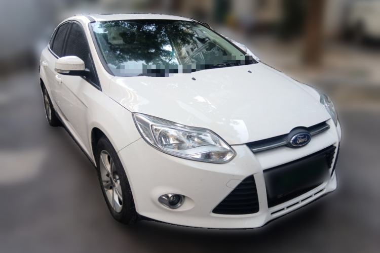 Used Ford Focus 2012 Sedan 1.6L Automatic Fashion Edition
