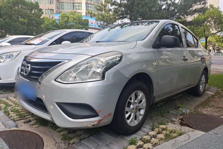 Used Nissan Sunny 2015 1.5XE Manual Comfort Edition
