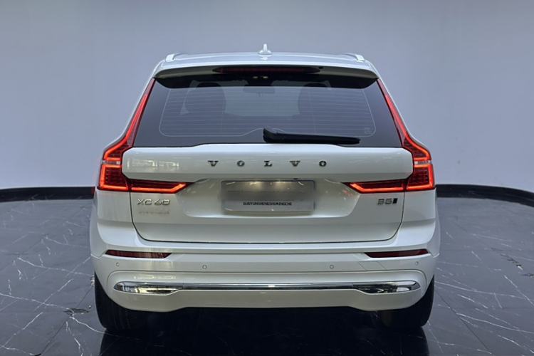Used Volvo XC60 2022 B5 4x4 Zhiyi Luxury Edition
