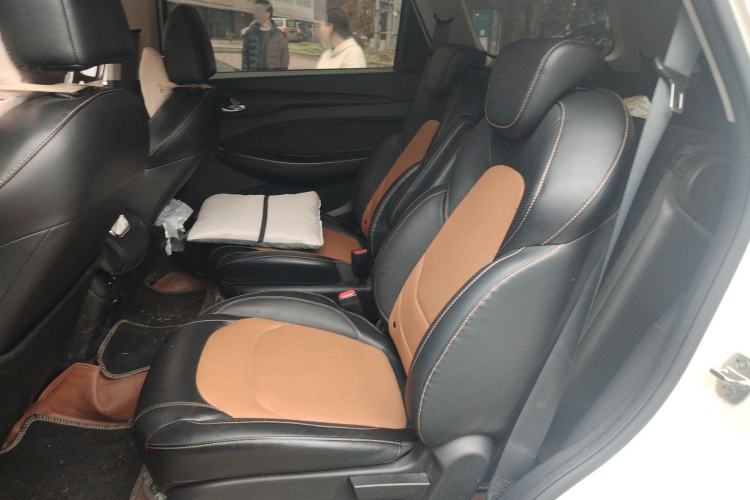 Used Wuling Hongguang S3 2018 1.5T Manual Comfort Model China V Standard
