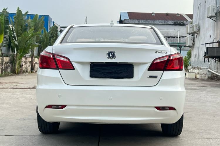 Used Changan Eado 2015 1.6L Manual Luxury Model China V Standard
