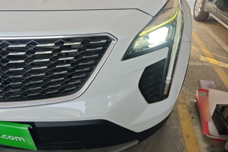 Used Cadillac XT4 2018 28T Two-Wheel Drive Leading Version
