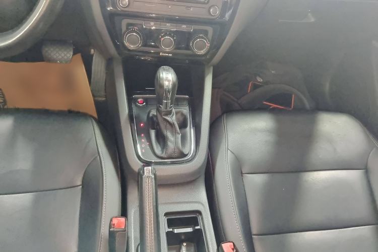 Used Volkswagen Sagitar 2018 1.6L Automatic Comfort Model
