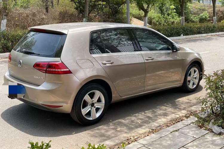 Used Volkswagen Golf 2015 1.4TSI Automatic Comfort Model
