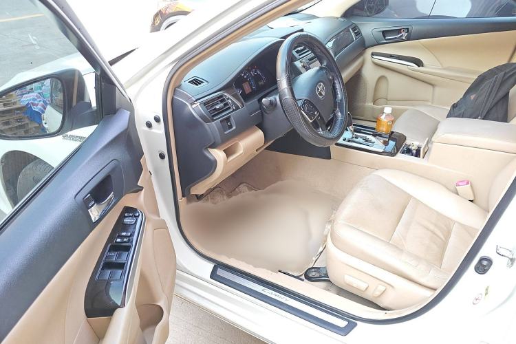 Used Toyota Camry 2012 Luxurious Edition 2.5HG Zunrui
