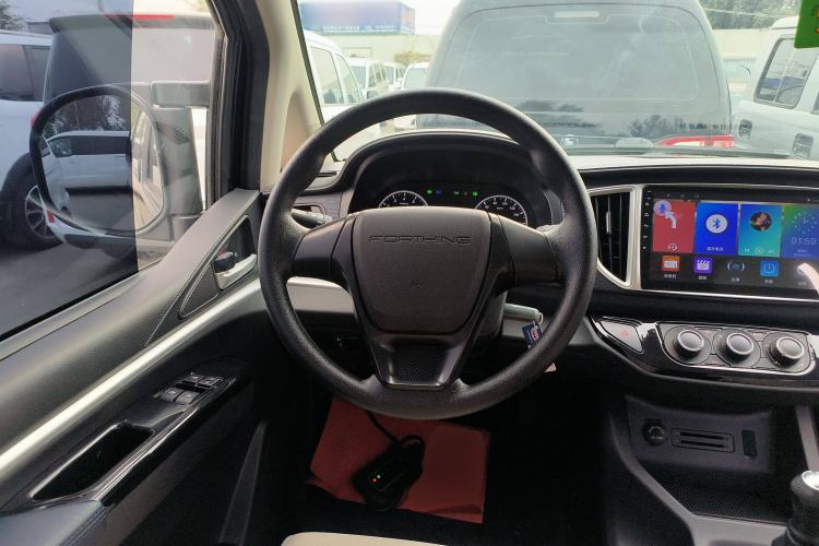 Used FORTHING Lingzhi 2022 M5L 1.6L Utility Model 7 Seats